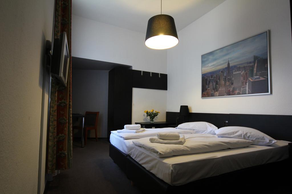 Carlton Hotel Франкфурт-на-Майні Екстер'єр фото